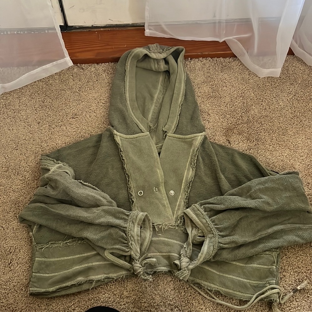 Free People Movement cropped pull over